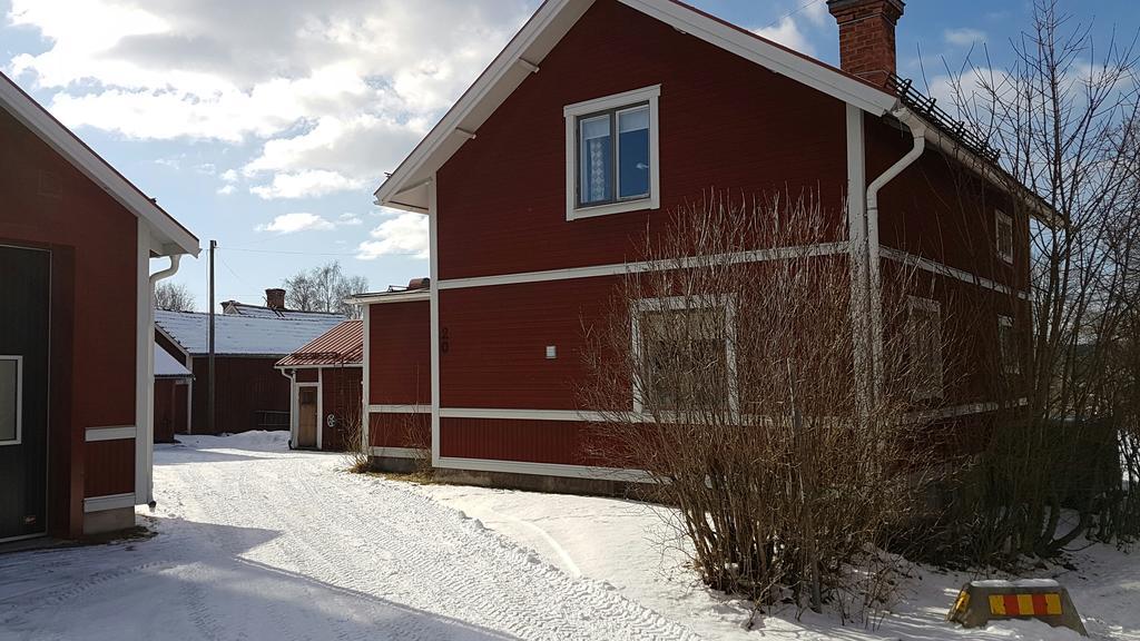 Vintergatans Bakficka Homestay Insjon Exterior photo